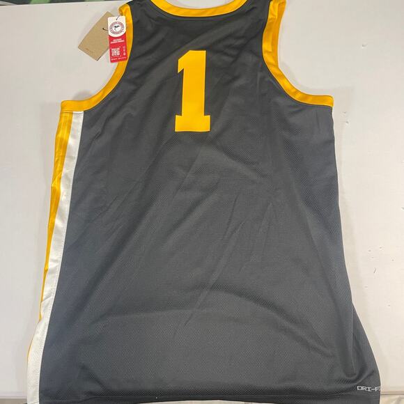 Iowa Hawkeyes Nike Team Basketball Jersey - Picture 2 of 2